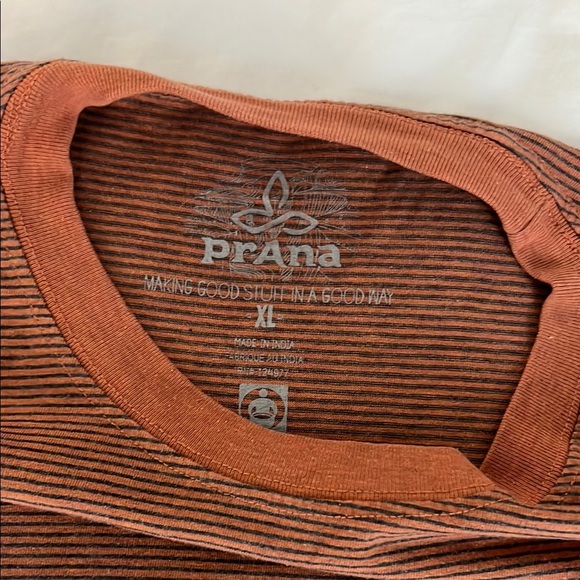 Prana burnt orange and grey Short Sleeve Tee - Picture 2 of 6